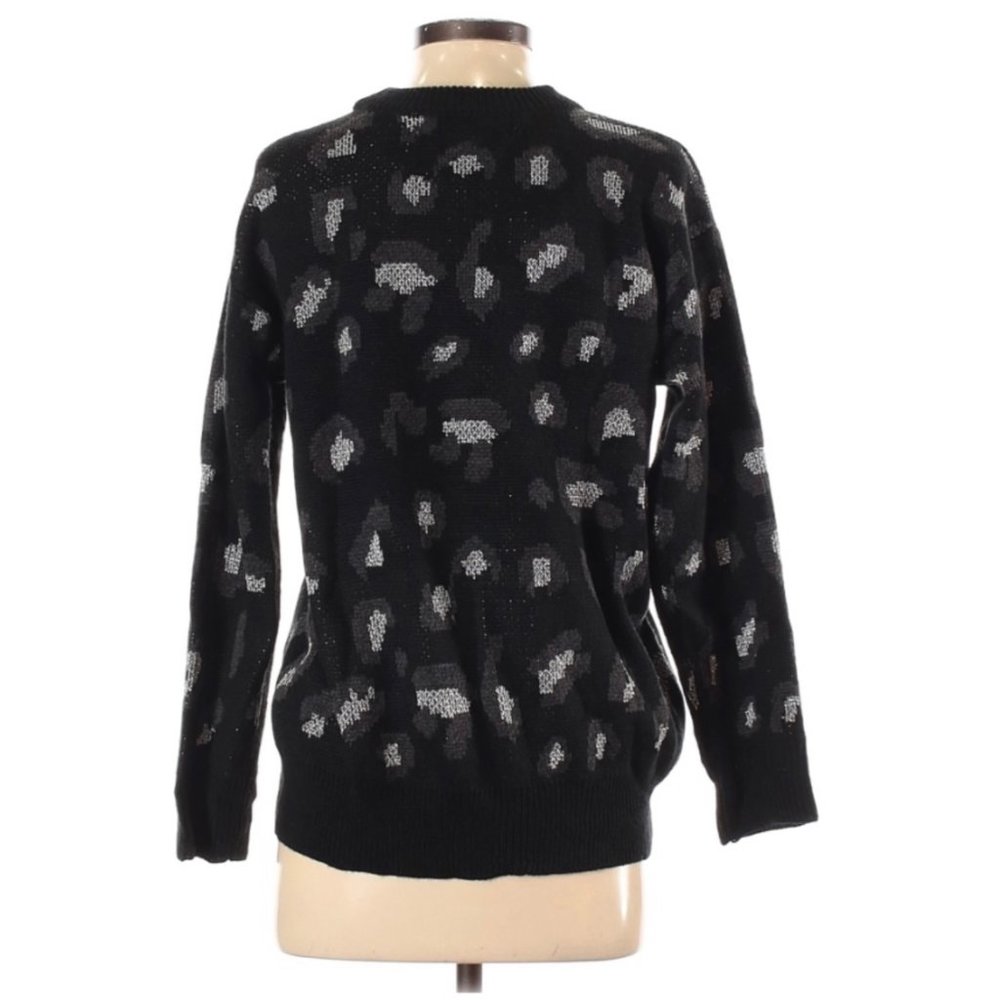 KENDALL & KYLIE Black Silver Cheetah Print Knit Sweater